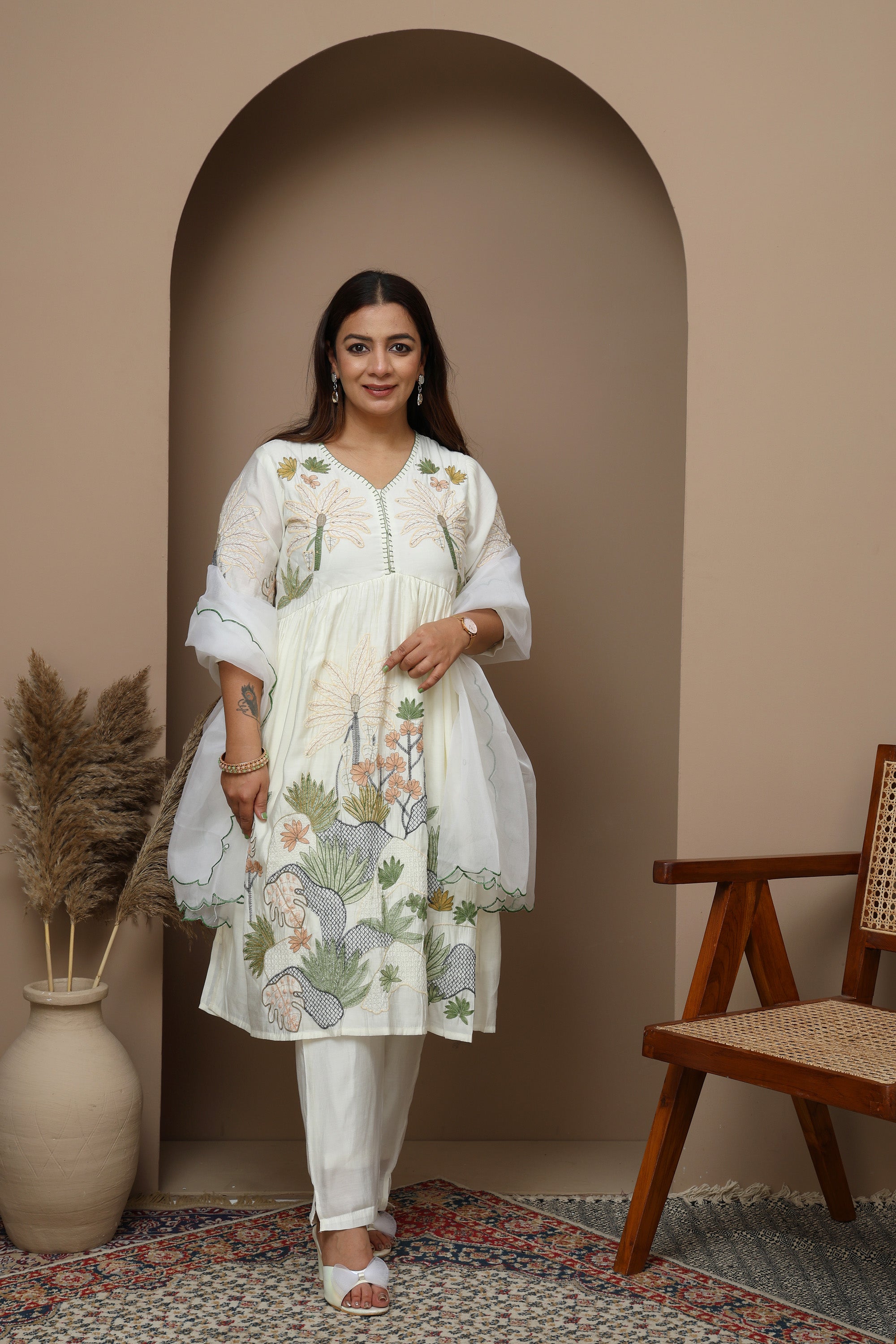 White Botanical Embroidered Kurta Set wit Dupatta